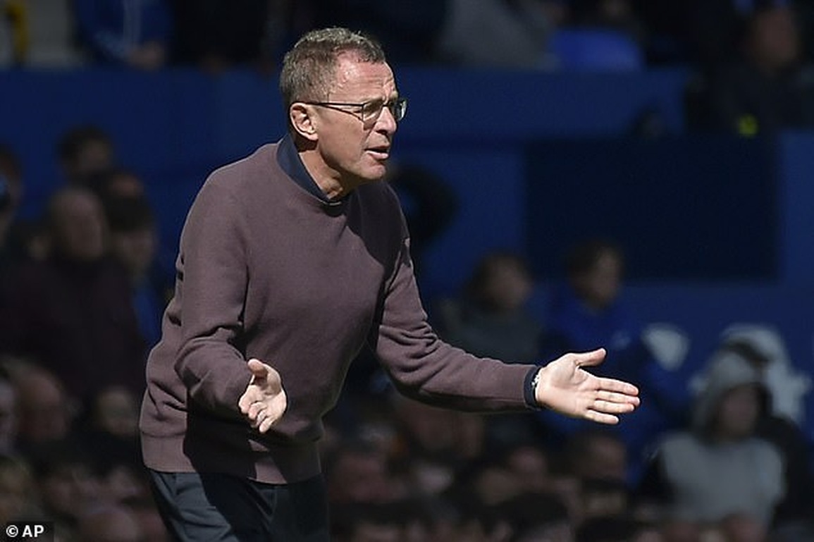 HLV Rangnick nói gì sau trận thua vô cùng tệ hại của Man Utd? - 2 HLV Rangnick nói gì sau trận thua vô cùng tệ hại của Man Utd? - 2