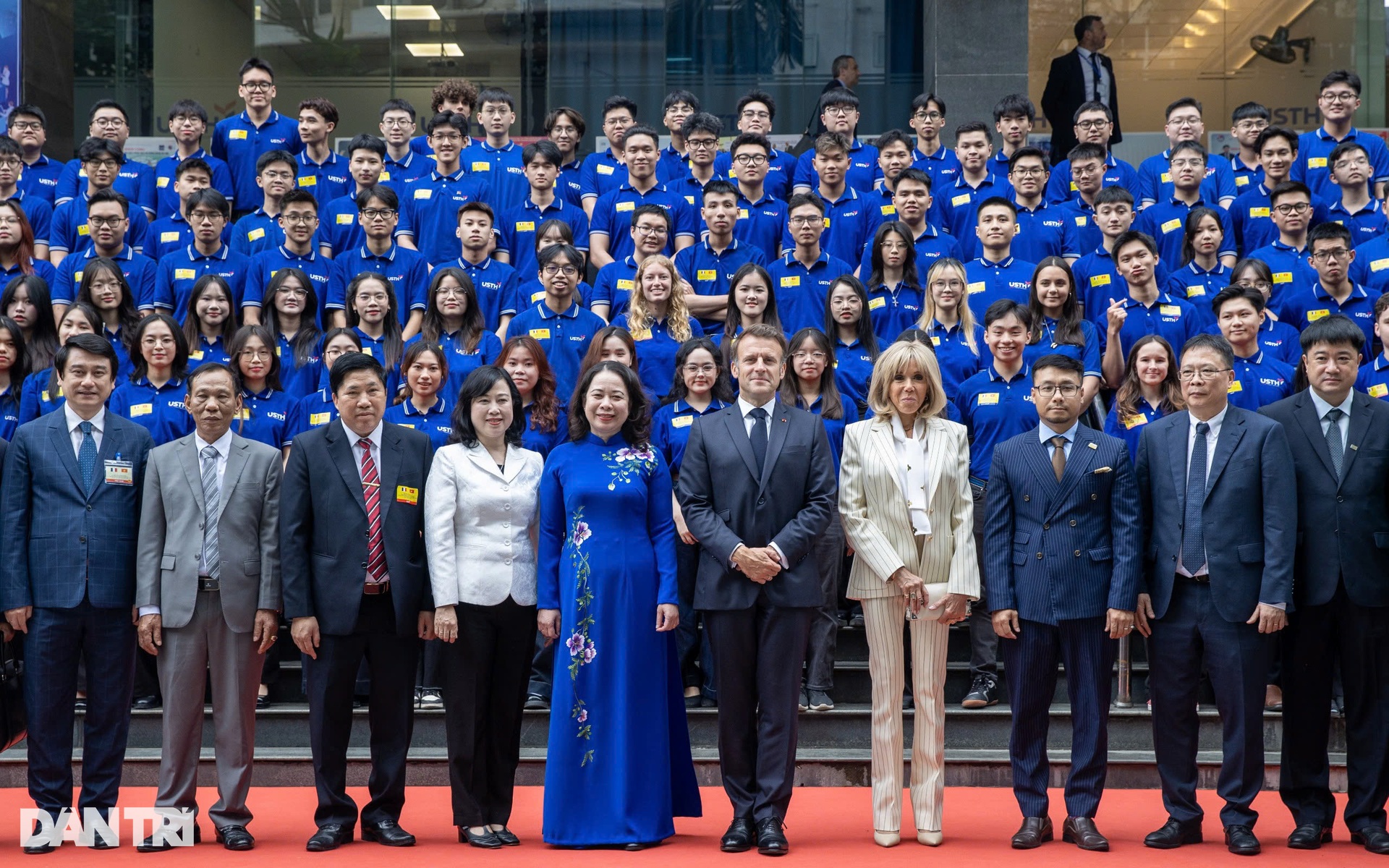 Tổng thống Pháp Emmanuel Macron giao lưu với sinh viên Việt Nam - 10 Tổng thống Pháp Emmanuel Macron giao lưu với sinh viên Việt Nam - 10