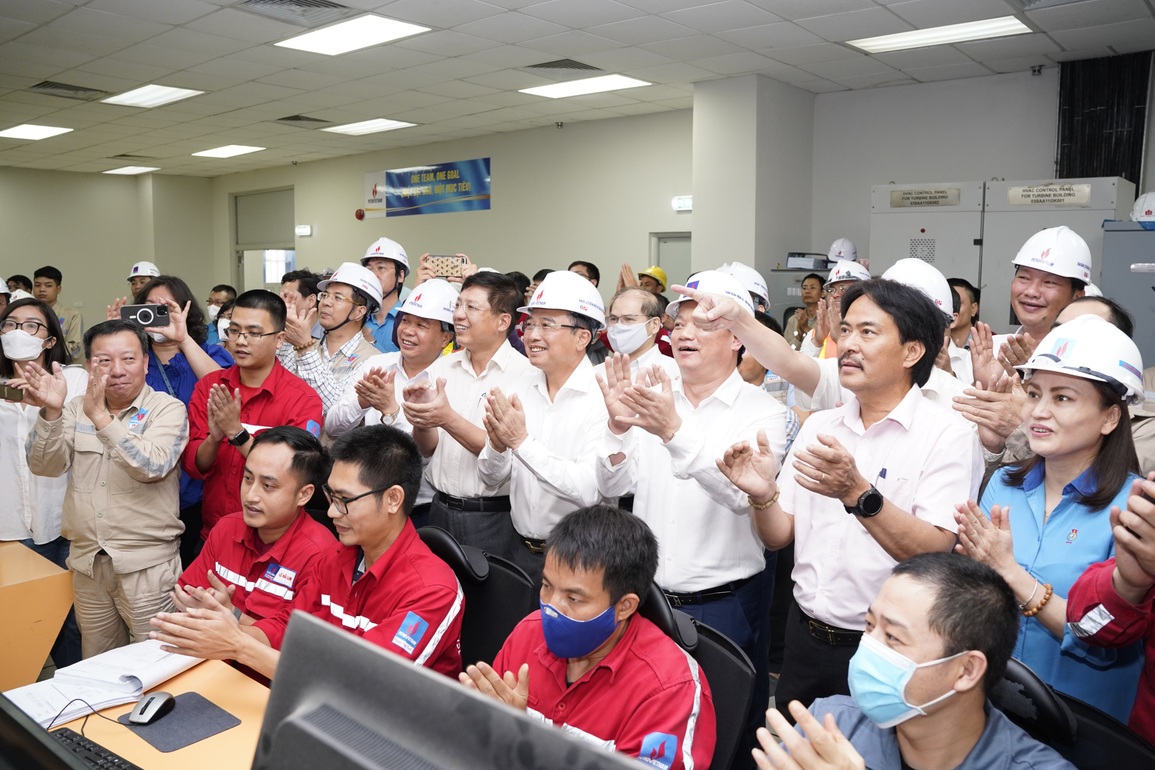 Tín hiệu mới ở nhà máy nhiệt điện 2 tỷ USD từng bê bết, đắp chiếu - 1 Tín hiệu mới ở nhà máy nhiệt điện 2 tỷ USD từng bê bết, đắp chiếu - 1