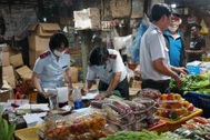 Sở An toàn thực phẩm TPHCM làm gì để chống ngộ độc, thực phẩm giả dịp Tết?