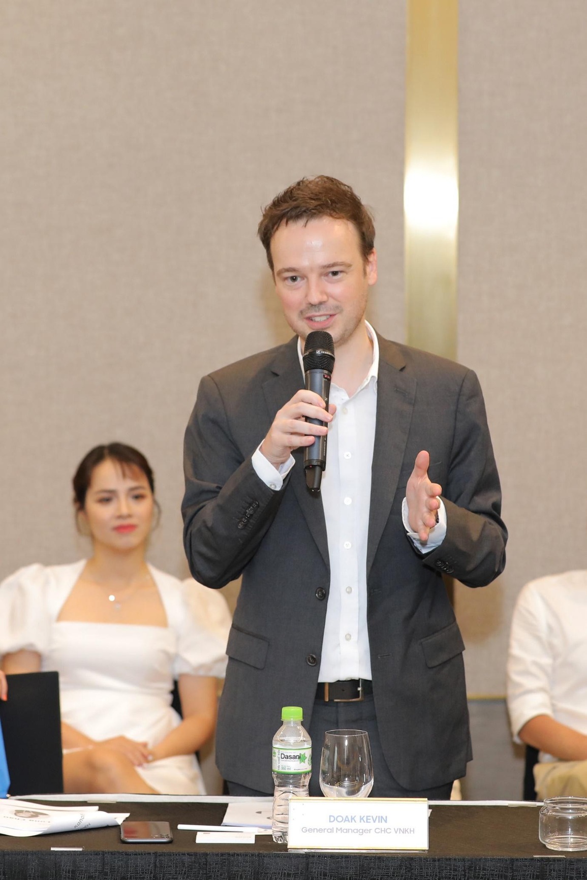 FPT Long Châu hợp tác chiến lược toàn diện với Sanofi CHC - 3 FPT Long Châu hợp tác chiến lược toàn diện với Sanofi CHC - 3