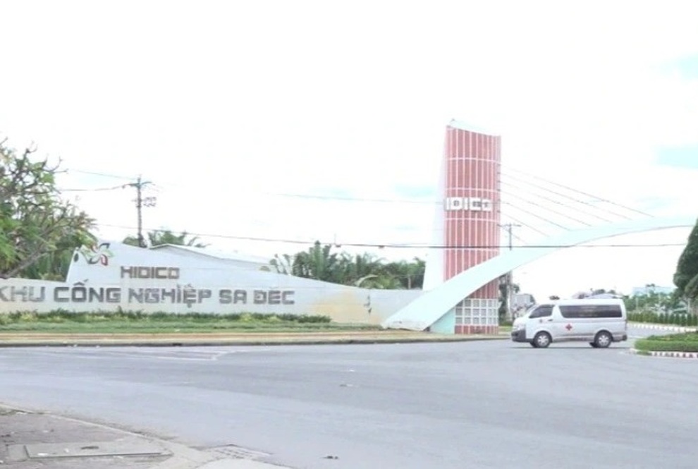 Nhiều vướng mắc khi hỗ trợ cho người lao động tạm ngừng việc do dịch - 1 Nhiều vướng mắc khi hỗ trợ cho người lao động tạm ngừng việc do dịch - 1