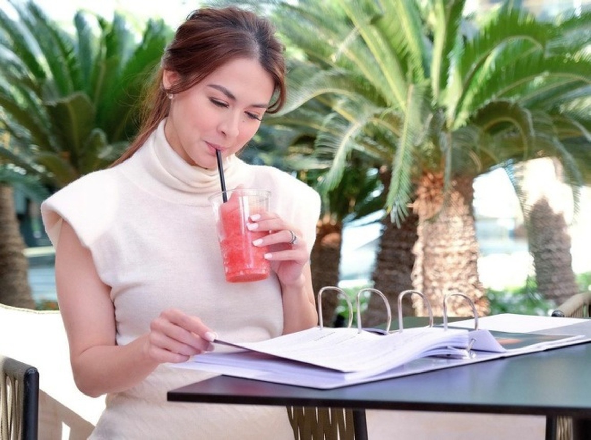 Mỹ nữ đẹp nhất Philippines tỏa sáng rực rỡ khi làm giám khảo hoa hậu - 11 Mỹ nữ đẹp nhất Philippines tỏa sáng rực rỡ khi làm giám khảo hoa hậu - 11