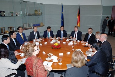  Thủ tướng hội kiến với Chủ tịch Quốc hội Đức