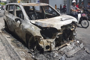 Vụ ô tô 7 chỗ nghi bị đốt cháy ở Nha Trang: Công an trích xuất camera an ninh