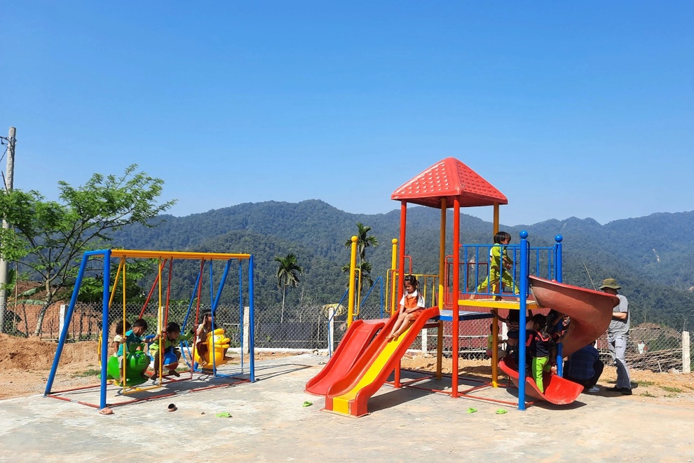 Trường học vùng sạt lở Nam Trà My hồi sinh sau thiên tai - 7 Trường học vùng sạt lở Nam Trà My hồi sinh sau thiên tai - 7