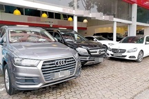 Lo Việt Nam là "ốc đảo" xe cũ và nghịch lý ô tô bình dân có giá "trên trời"