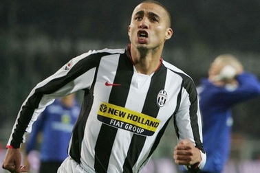 Trezeguet “lộ diện” sau khi âm thầm rời Juve