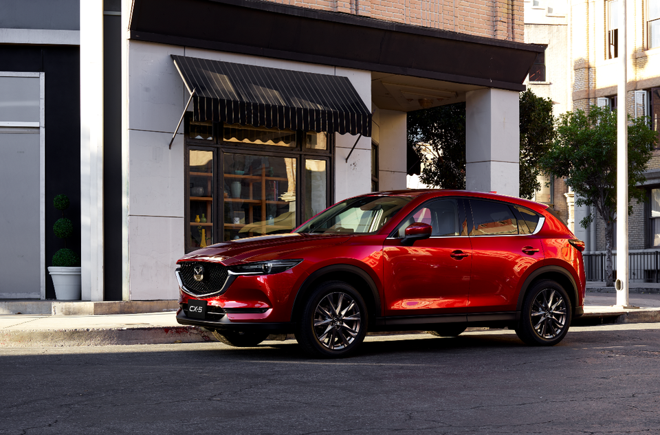 Mazda CX-5 – SUV 5 chỗ phong cách và thực dụng - 1 Mazda CX-5 – SUV 5 chỗ phong cách và thực dụng - 1