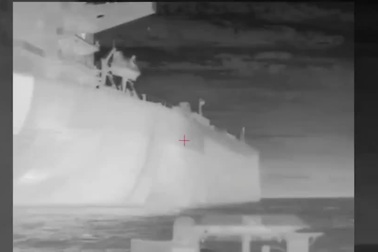 Xuồng không người lái Ukraine tấn công tàu dầu trên Biển Đen