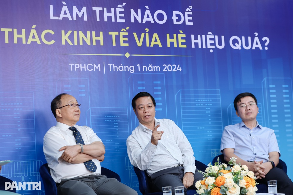 Bài toán về sự minh bạch và xung đột lợi ích khi TPHCM thu phí vỉa hè - 6 Bài toán về sự minh bạch và xung đột lợi ích khi TPHCM thu phí vỉa hè - 6