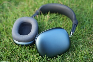 AirPods Max vẫn đắt sau 5 năm mở bán, liệu còn đáng mua? - 12