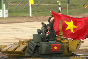 Trận đấu thứ 2 tại Army Games: Đội tăng Việt Nam cán đích đầu tiên