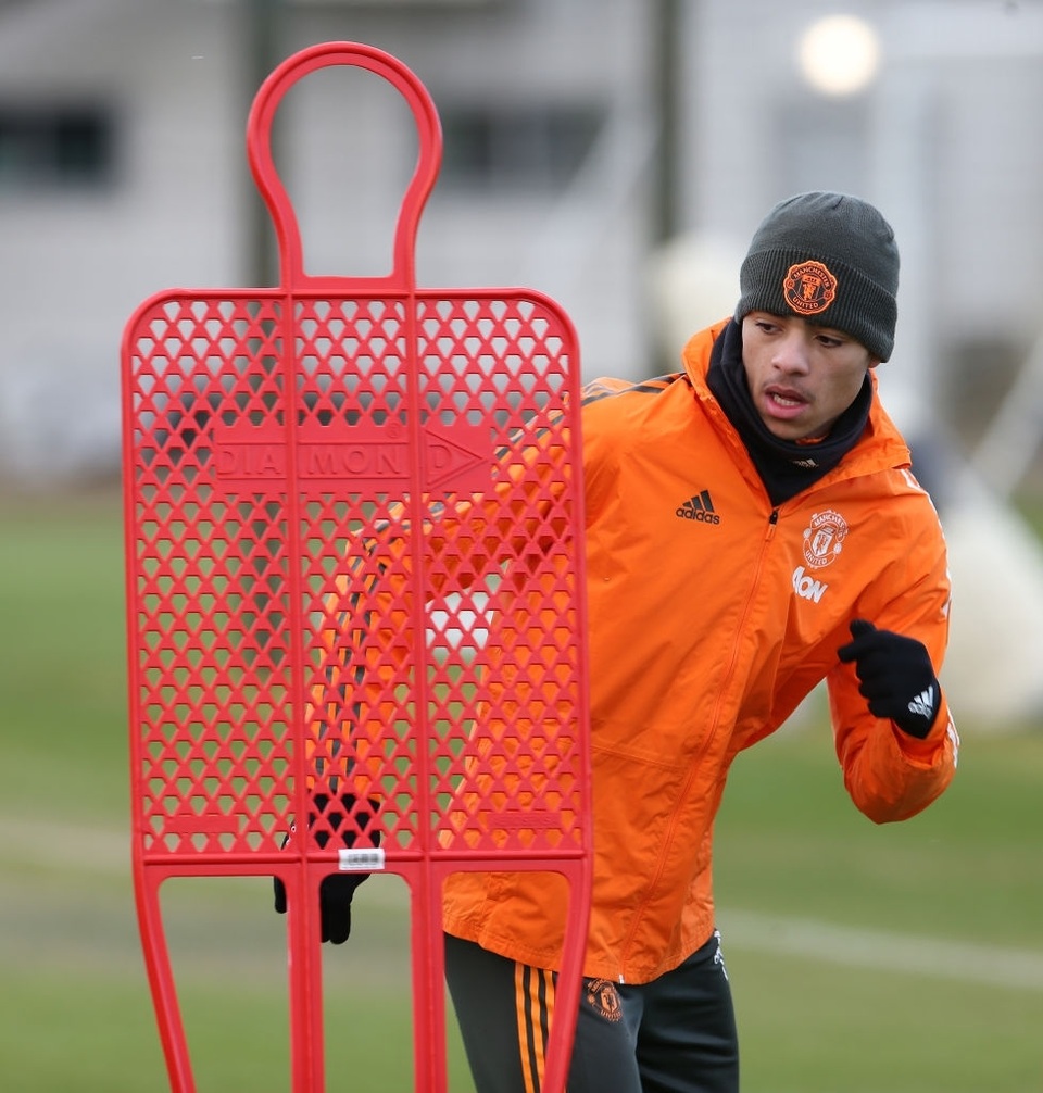 Thần đồng 17 tuổi lên tập cùng đội hình chính của Man Utd - 15 Thần đồng 17 tuổi lên tập cùng đội hình chính của Man Utd - 15