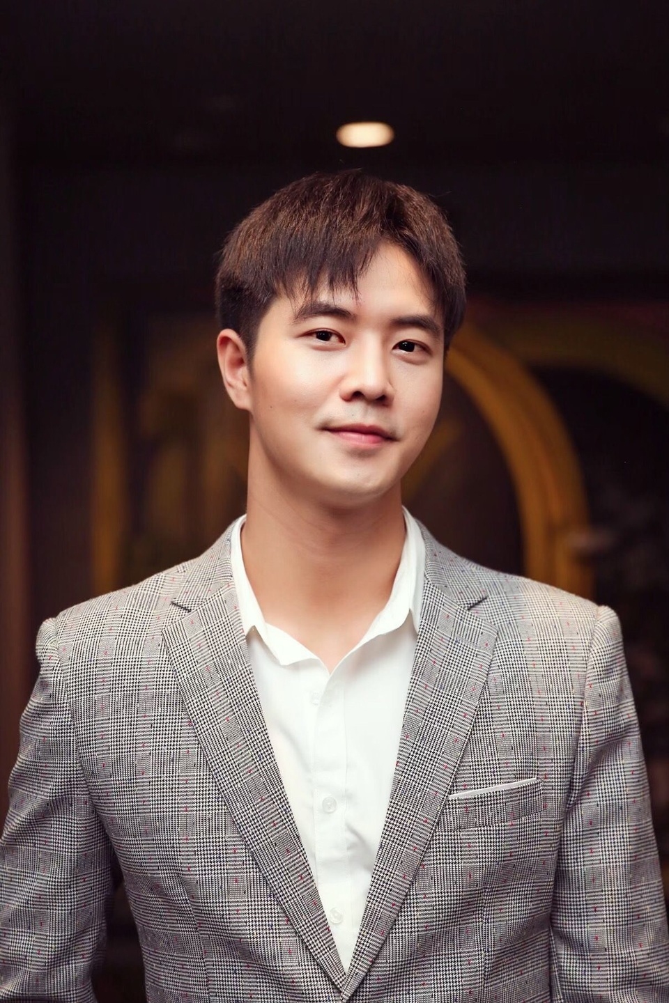 Chồng kém 5 tuổi của MC Thùy Linh là diễn viên của phim Hồ sơ cá sấu - 4 Chồng kém 5 tuổi của MC Thùy Linh là diễn viên của phim Hồ sơ cá sấu - 4