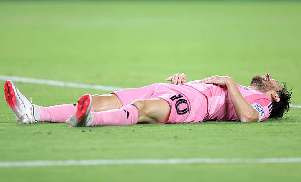 Inter Miami rơi chiến thắng khó tin, Messi chạm trán PSG ở vòng knock-out - 2 Inter Miami rơi chiến thắng khó tin, Messi chạm trán PSG ở vòng knock-out - 2