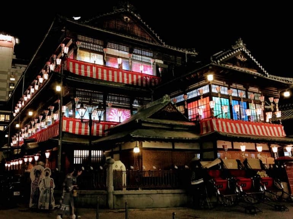Onsen 3.000 năm tuổi: Nơi đón tiếp nhiều thế hệ hoàng gia Nhật Bản - 1 Onsen 3.000 năm tuổi: Nơi đón tiếp nhiều thế hệ hoàng gia Nhật Bản - 1