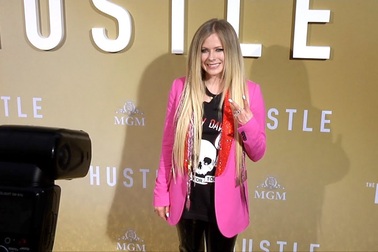 Avril Lavigne trẻ trung dự sự kiện
