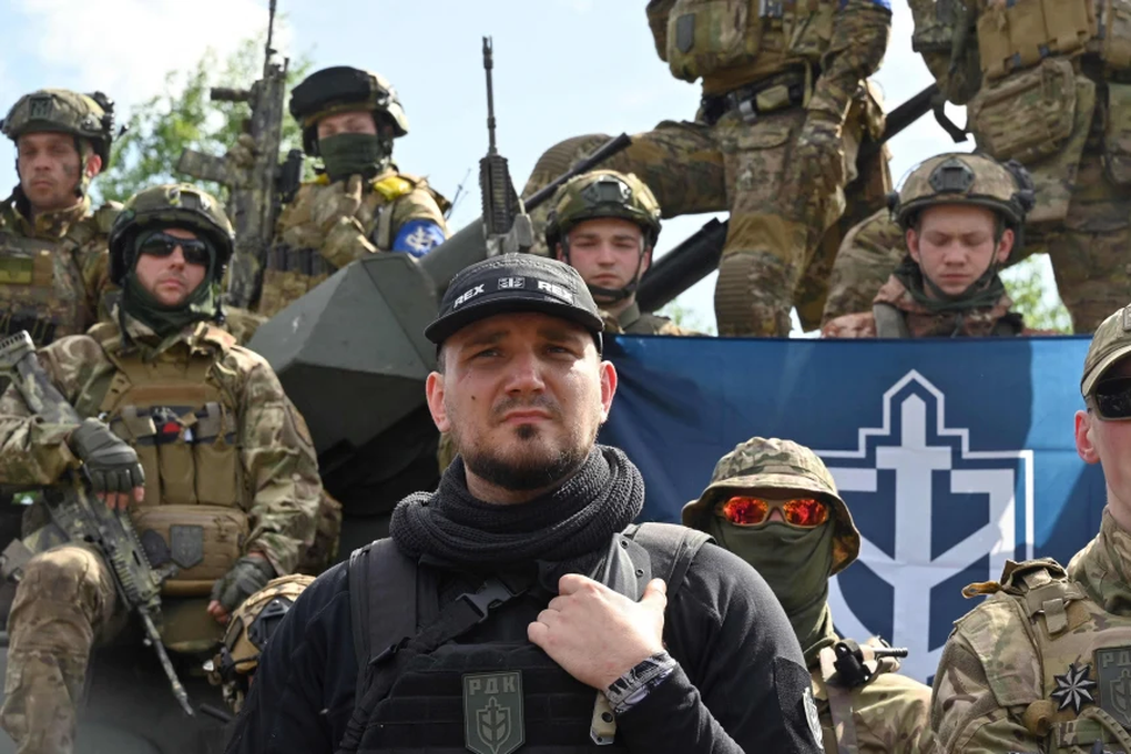 Dân quân thân Ukraine tuyên bố kiểm soát thị trấn biên giới của Nga - 1 Dân quân thân Ukraine tuyên bố kiểm soát thị trấn biên giới của Nga - 1
