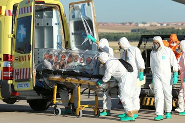 Người châu Âu đầu tiên qua đời vì không đáp ứng huyết thanh trị Ebola?