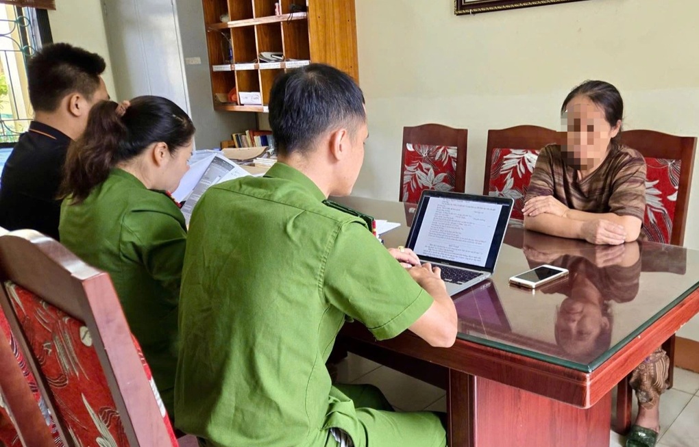 3 người phụ nữ bị bắt vì mua bán số lô, đề qua Zalo - 1 3 người phụ nữ bị bắt vì mua bán số lô, đề qua Zalo - 1