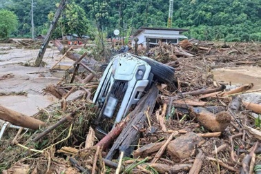 Hoàn lưu bão Kajiki gây lũ lụt, lở đất tại 12 tỉnh của Thái Lan