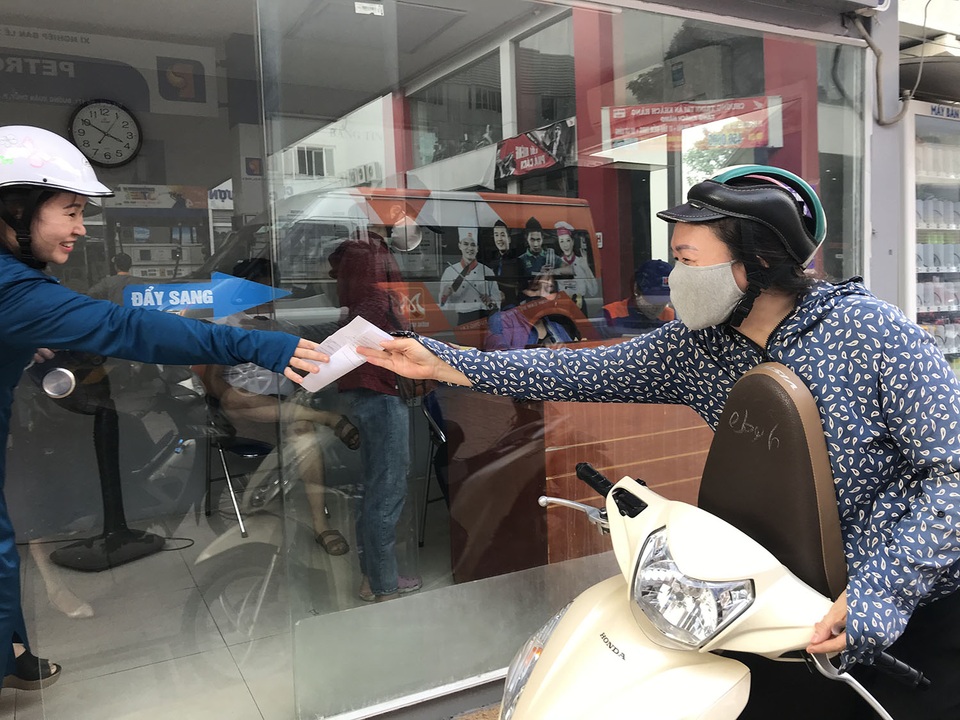 Người dân hoang mang giữa ma trận bảo hiểm xe máy - 1 Người dân hoang mang giữa ma trận bảo hiểm xe máy - 1