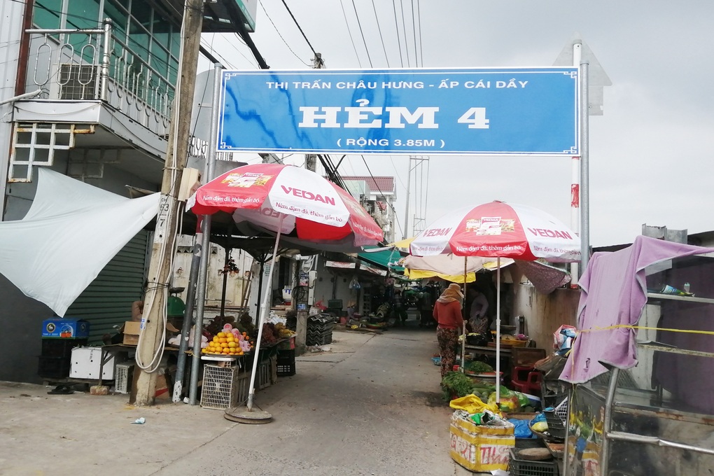 Vụ trả đất chợ Cái Dầy bất thường: Đình chỉ vụ án tranh chấp đất - 1 Vụ trả đất chợ Cái Dầy bất thường: Đình chỉ vụ án tranh chấp đất - 1