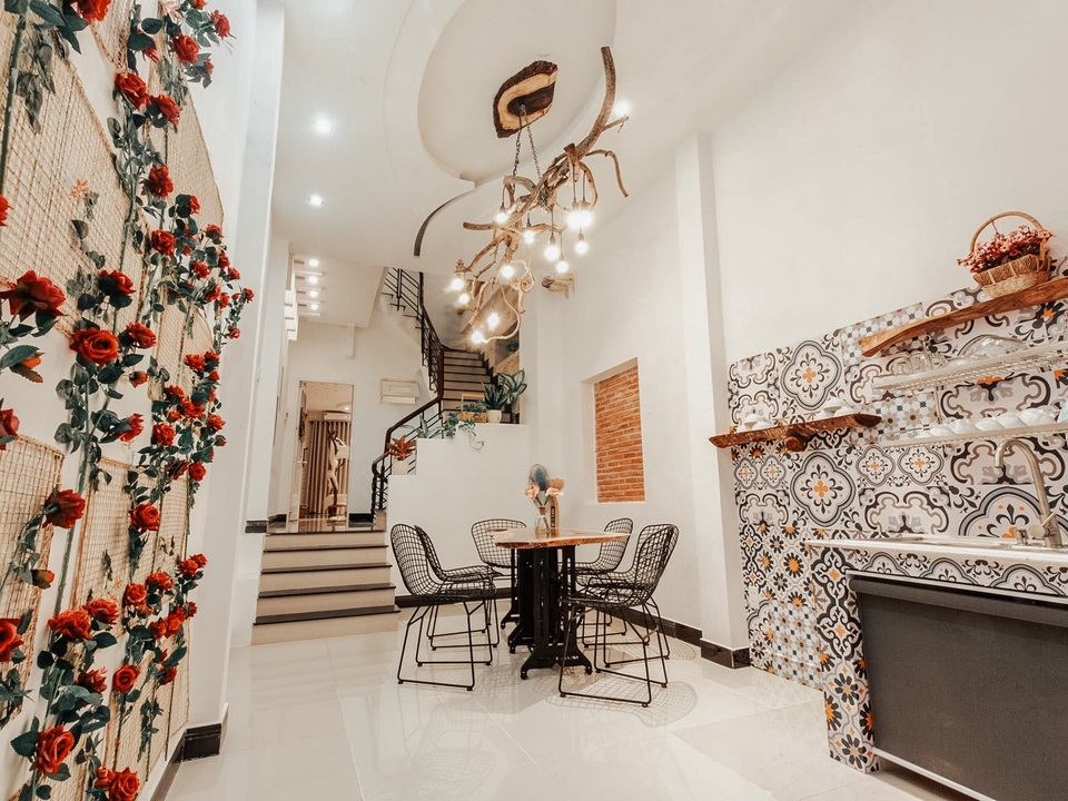Nhà “dị” ở Vũng Tàu: Chỉ 60m2 nhưng có cả “biển xanh” lẫn “rừng nhiệt đới - 1 Nhà “dị” ở Vũng Tàu: Chỉ 60m2 nhưng có cả “biển xanh” lẫn “rừng nhiệt đới - 1