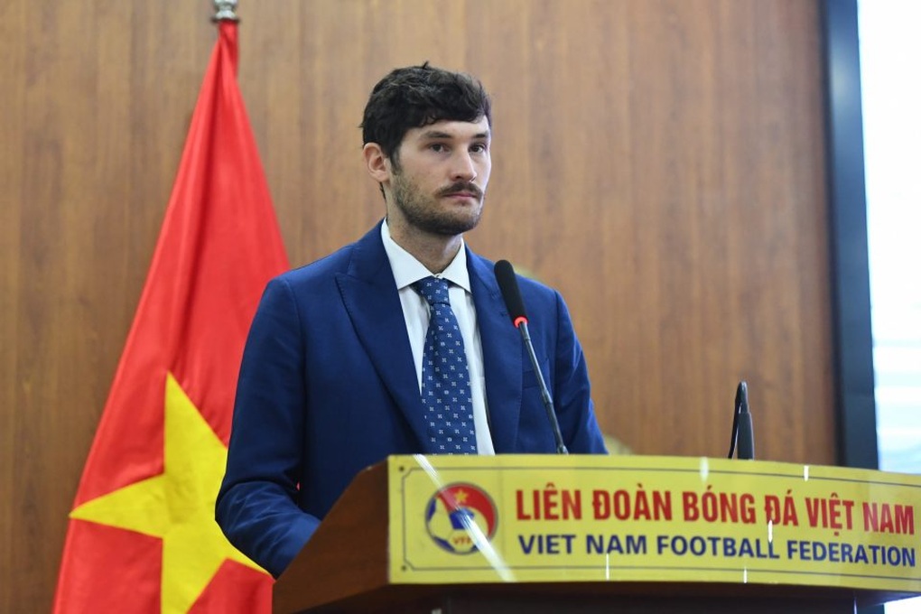 Bế mạc Hội thảo cập nhật phương pháp huấn luyện bóng đá trẻ La Liga - 1 Bế mạc Hội thảo cập nhật phương pháp huấn luyện bóng đá trẻ La Liga - 1