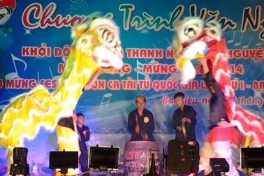 Học sinh Bạc Liêu tưng bừng vui Tết sớm