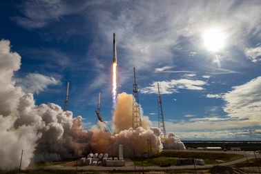 SpaceX - Từ ý tưởng điên rồ đến đế chế tỷ USD