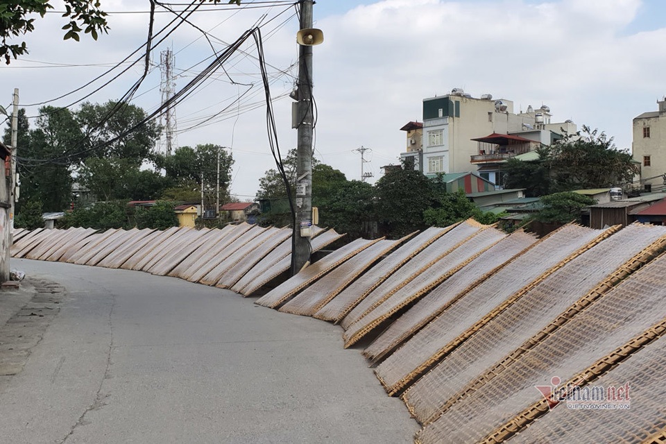 Làng doanh nhân nức tiếng một thời, bất ngờ biến thành làng tiểu hổ - 2 Làng doanh nhân nức tiếng một thời, bất ngờ biến thành làng tiểu hổ - 2