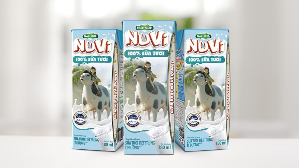 Nutifood nuôi 3300 bò Mỹ vừa nhập bằng thảo dược phương Đông tại trang trại NutiMilk - 3 Nutifood nuôi 3300 bò Mỹ vừa nhập bằng thảo dược phương Đông tại trang trại NutiMilk - 3