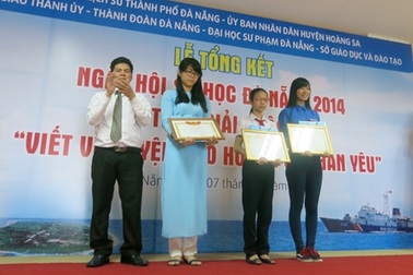 Học sinh, sinh viên Đà Nẵng thi viết về Hoàng Sa