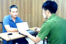 Lái ô tô tông vào cảnh sát giao thông đang làm nhiệm vụ