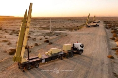 Loại tên lửa đặc biệt Iran lần đầu phóng vào dàn chiến hạm Mỹ