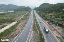 Cấm xe khách trên 30 chỗ vào cao tốc Cam Lộ - La Sơn từ 4/4