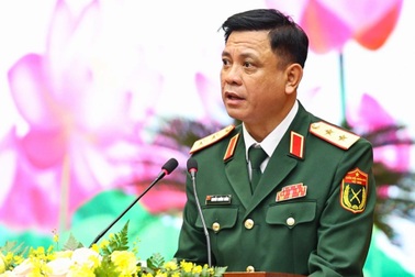 Thủ tướng bổ nhiệm Tư lệnh Quân khu 7 làm Thứ trưởng Bộ Quốc phòng