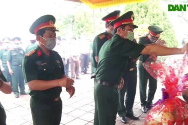 Lễ truy điệu và an táng 6 hài cốt liệt sĩ