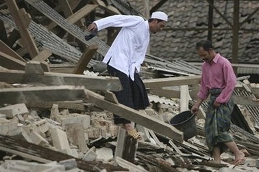 Chùm tin vắn qua ảnh