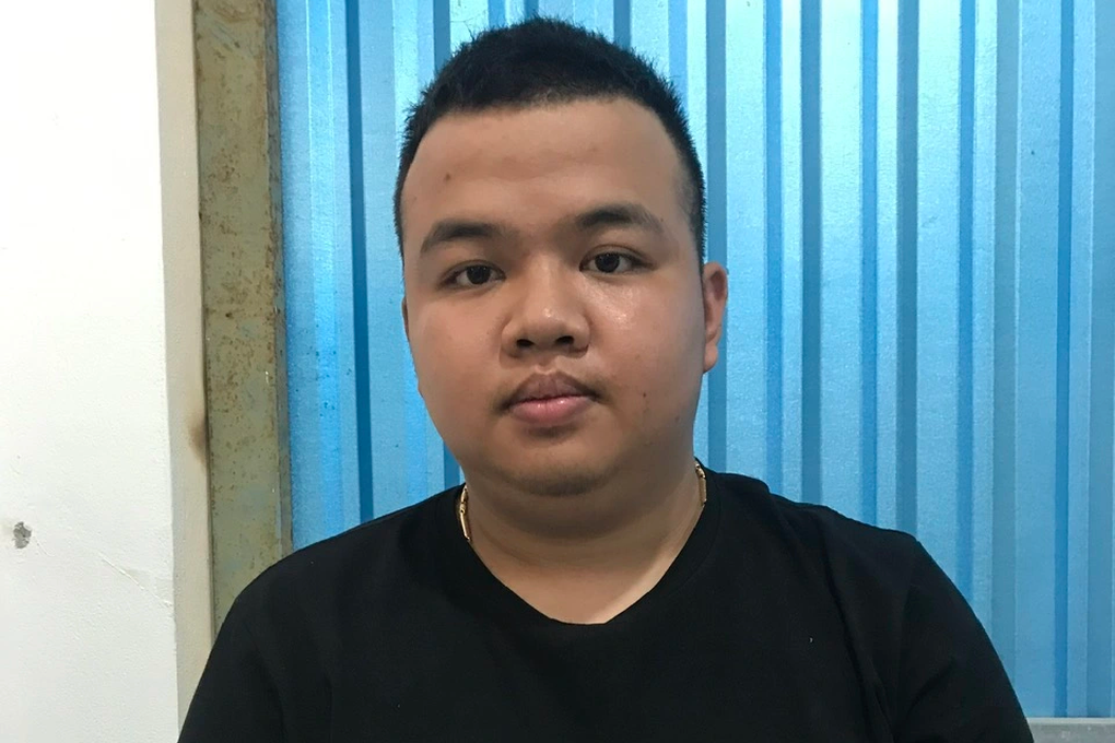 Giả danh công an, yêu cầu hợp tác rút tiền bẩn trong tài khoản - 1 Giả danh công an, yêu cầu hợp tác rút tiền bẩn trong tài khoản - 1
