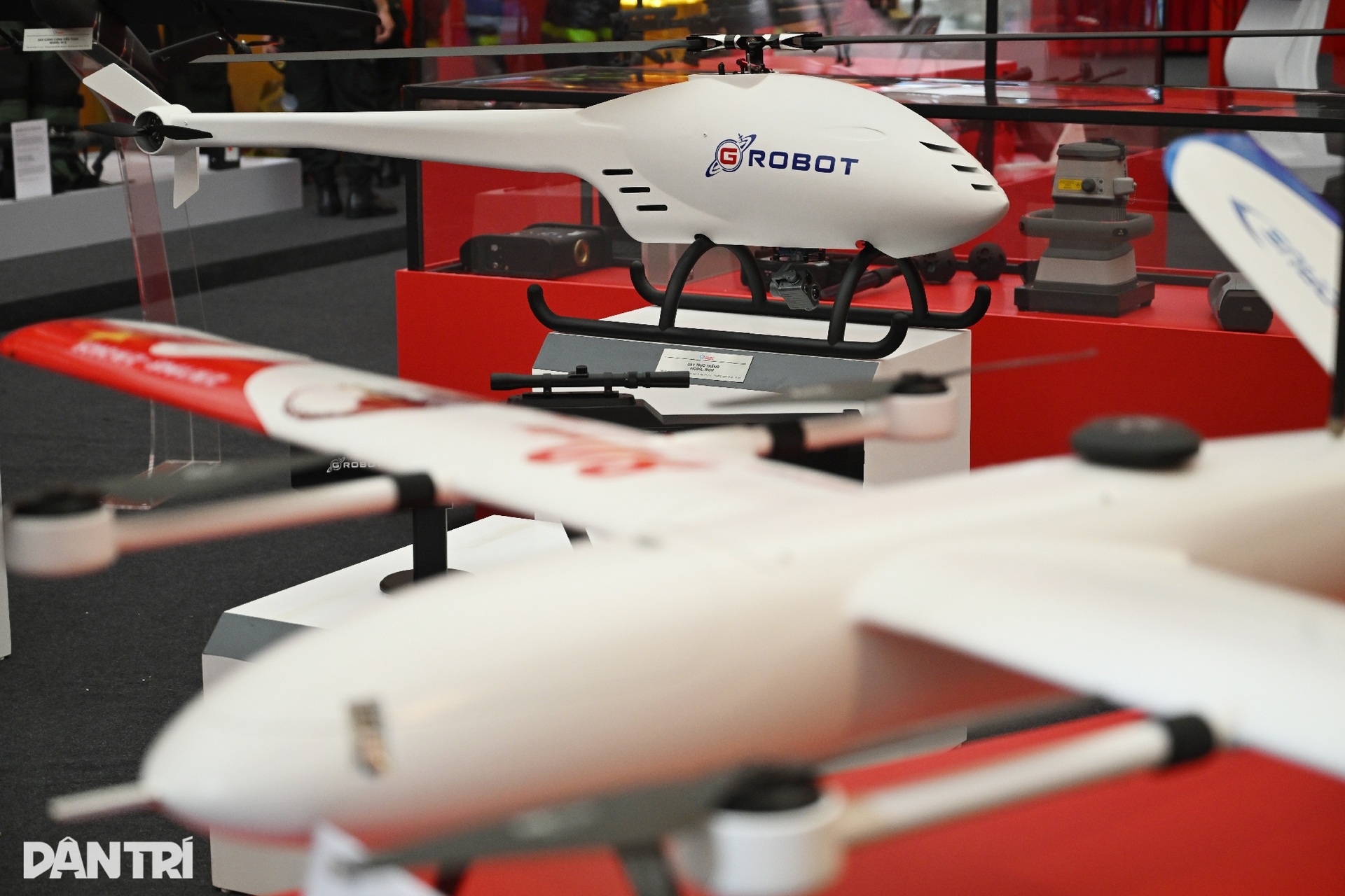 Loạt UAV, robot hiện đại của Bộ Công an tại Triển lãm thành tựu đất nước - 8 Loạt UAV, robot hiện đại của Bộ Công an tại Triển lãm thành tựu đất nước - 8