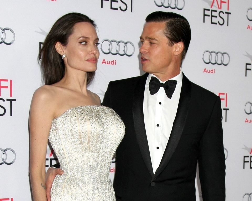 Hollywood không chỉ có Angelina Jolie nhận con nuôi - 1 Hollywood không chỉ có Angelina Jolie nhận con nuôi - 1