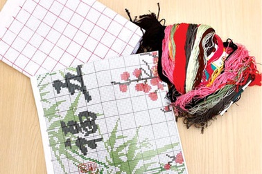 Chỉ thêu tranh chữ thập, độc hại?