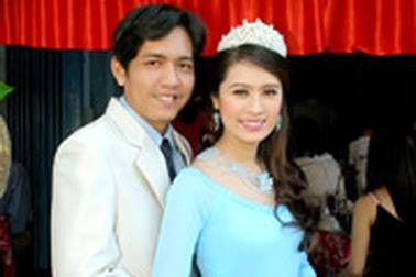 Đức Thịnh - Thanh Thúy: Lễ đính hôn ấm cúng