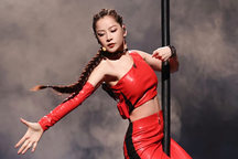 Chi Pu vào chung kết "Đạp gió 2023", fan xứ Trung đầu tư "mạnh" để cổ vũ