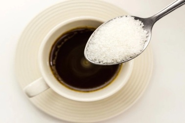 Uống cà phê với 4 thứ quen thuộc này có thể gây hại gan