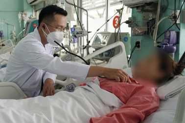 Vụ nguy kịch sau khi tiêm filler ngực tại spa: Nạn nhân nói gì?