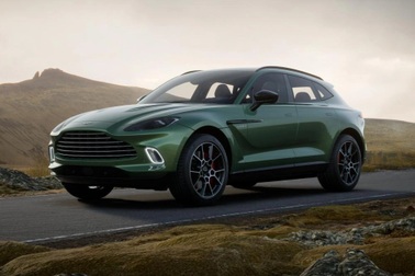 Aston Martin DBX có bản "rút gọn động cơ", hứa hẹn giá tốt nếu về Việt Nam